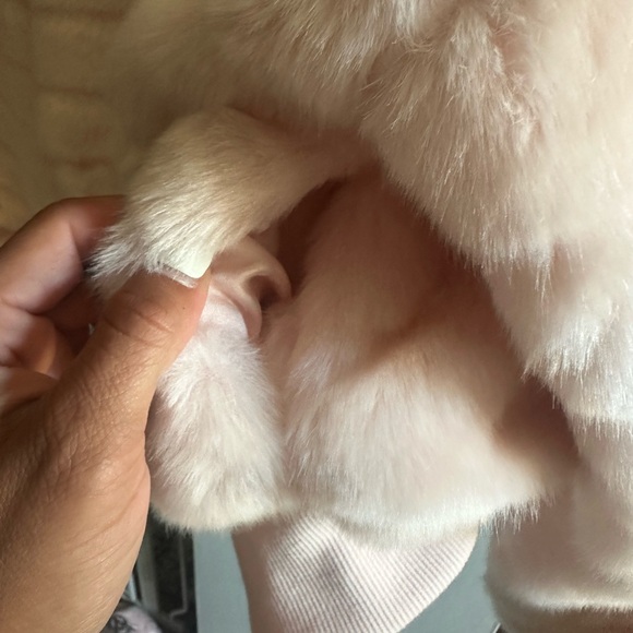 Victoria's Secret 
VSX
Faux Fur Bubble Jacket - Picture 11 of 12